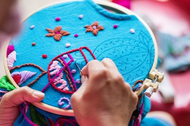 Making colorful embroidery on hoop