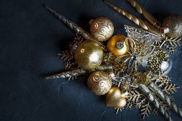 How to Mend a Glass Ornament