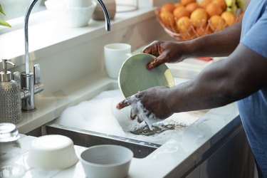 Best Tools for Hand Washing Dishes - Sponges, Gloves, Soap, and Dish Rack