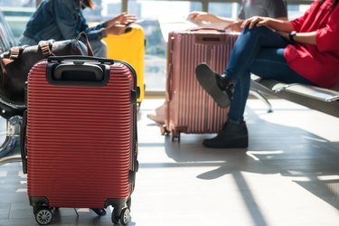 Keep Calm! The Best Carry On Luggage for Men (2021)