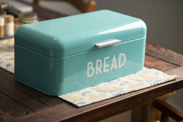  KitchenKraftz Bread Box – Fresh Bread Storage