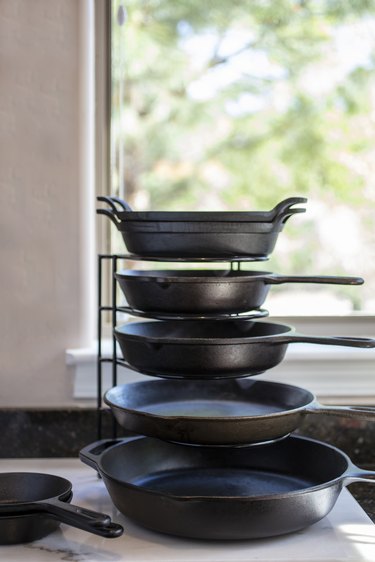 Organizing pots and pans: 10 ways to keep cookware neat