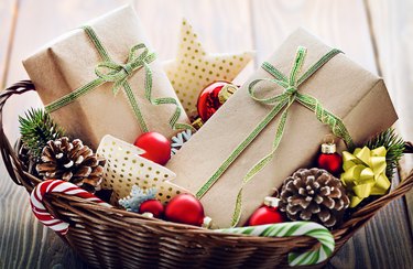 How to Make a Photographer's Gift Basket