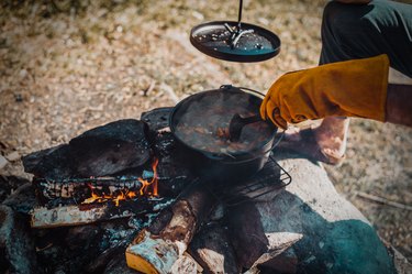 Backcountry Iron 4.75 Cast Iron Cauldron