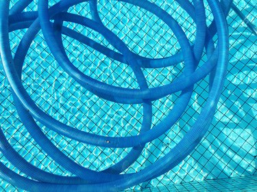 Spiral cleaning pipe in swimming pool