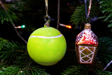 How to Make a Christmas Ornament Out of a Tennis Ball
