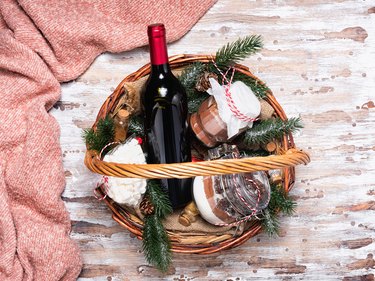 Christmas gift basket with Bottle of red wine and cookie mix