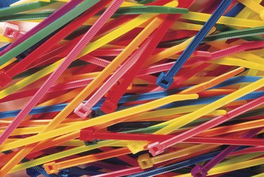 Plastic zip-ties