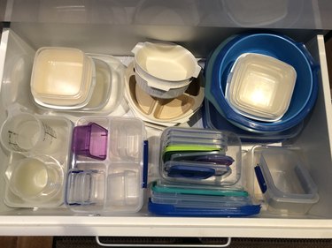 Plastics drawer in the kitchen