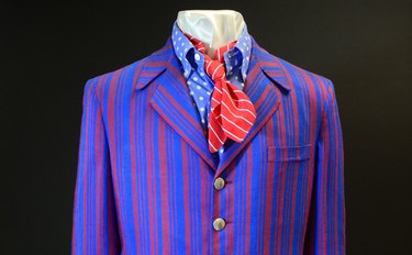 The Austin Powers groovy suit