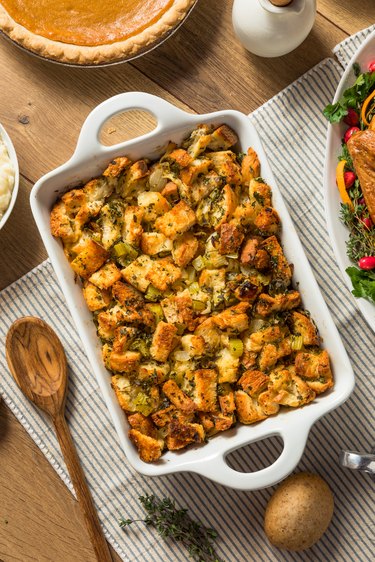 How to Make Stuffing For Thanksgiving Dinner | ehow