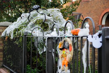 Halloween spider decoration