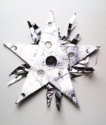 How to Make a Tin Foil Star