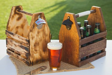 DIY Wooden Beer Caddy (in Six Steps) - DIY Candy