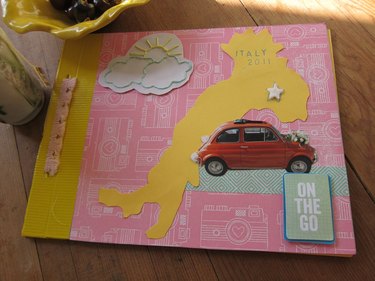 Easy Crafts For Kids - Project 7 - How to Make a Scrapbook