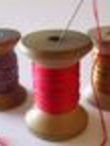 Polyester Thread Buying Guide