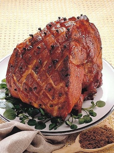 How to Cook a Ham in a Roaster - Midwestern HomeLife