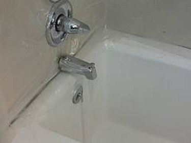 how to replace plumbing bathtub faucet