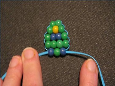 How to make A beaded keychain￼ 