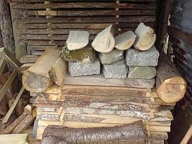 How to Dry Wood for Carving