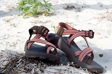 How to Clean Chacos ehow