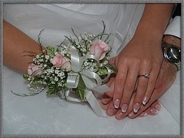 How To Make A Wrist Corsage: Cold Glue Method Explained