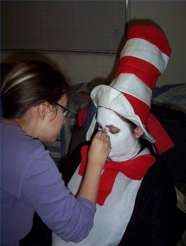 cat in the hat costume diy