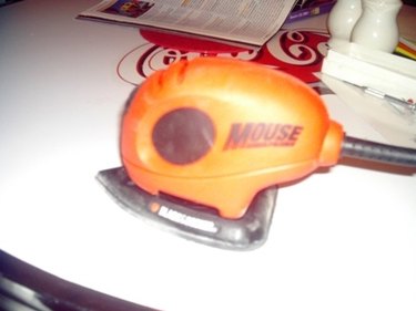 Black Decker Mouse Instructions ehow