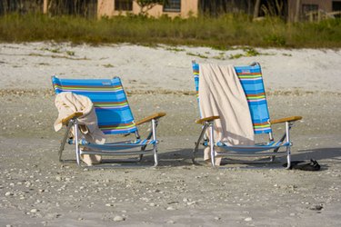 Replacement canvas store for beach chairs