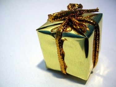 How To Wrap a Wedding Gift 