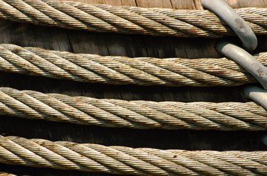 The Difference between Synthetic And Flax Hemp Rope - Ropes Direct