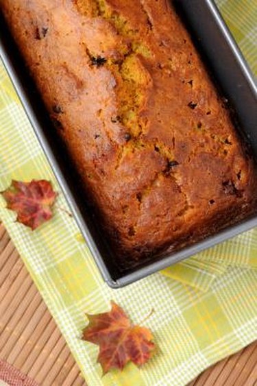 Baking Time Difference Between Metal & Glass Pans