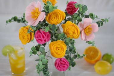DIY Felt Flower Bouquet