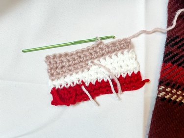 next few rows of single crochet