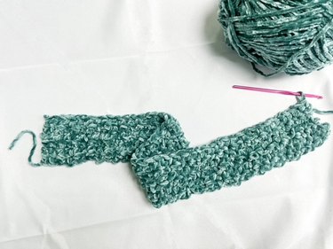 Six rows of crochet creating a velvet rectangle