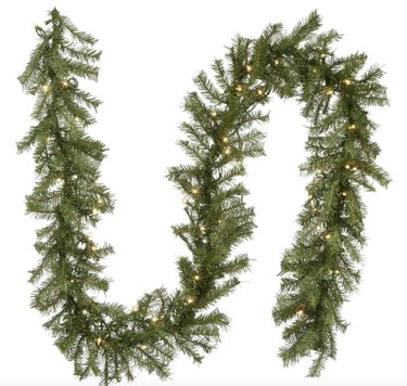 Basic greenery garland with pre-lit lights