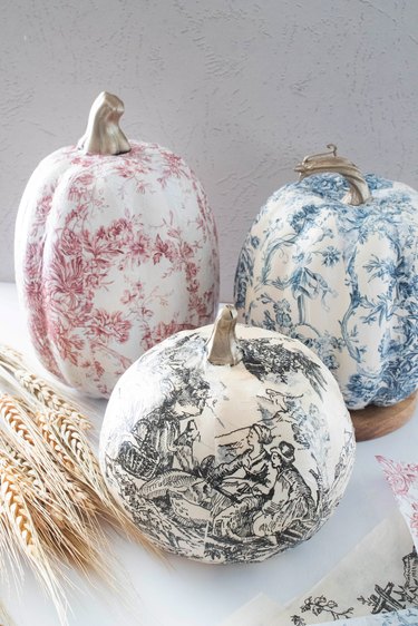 DIY toile decoupage pumpkins