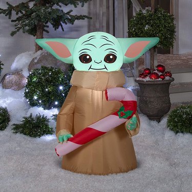 Gemmy Star Wars 'The Child' Baby Yoda Christmas Inflatable