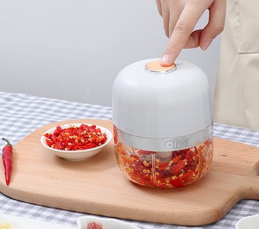 New Electric Garlic Chopper Mini Finger Food Chopper For Baby