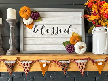 finished diy holiday pie felt garland