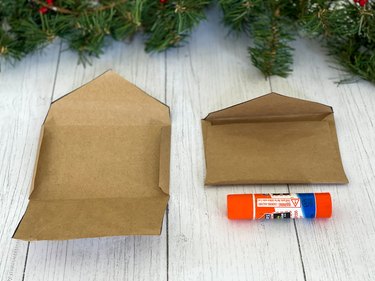 fold and glue paper bag envelope