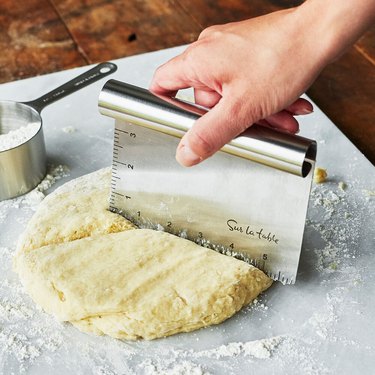 dough cutter