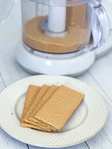 crush graham crackers with food processor
