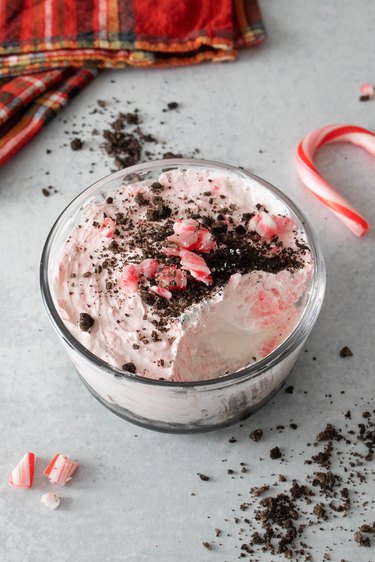 No-bake peppermint cheesecake for one