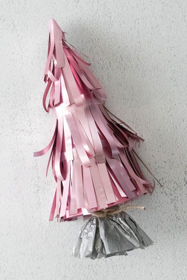 Pink tinsel tree party cracker DIY