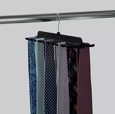 hanger for ties
