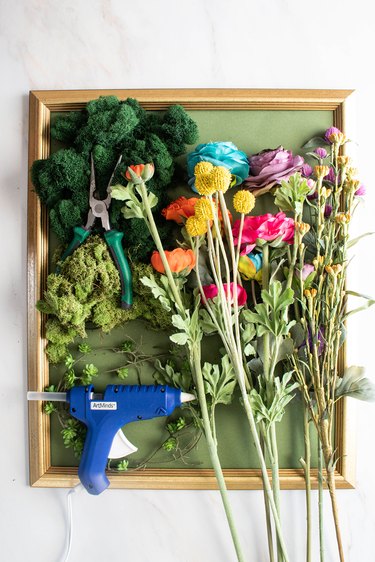 DIY Moss Frame with Flowers - Craft Rocker