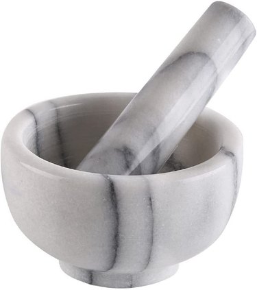 A Greenco White Marble Mortar and Pestle Set