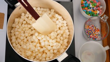 marshmallows in pot