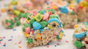 Lucky Charms cereal treats